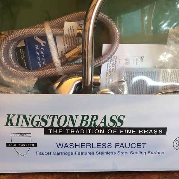KINGSTON BRASS FAUCET - Picture 7 of 8